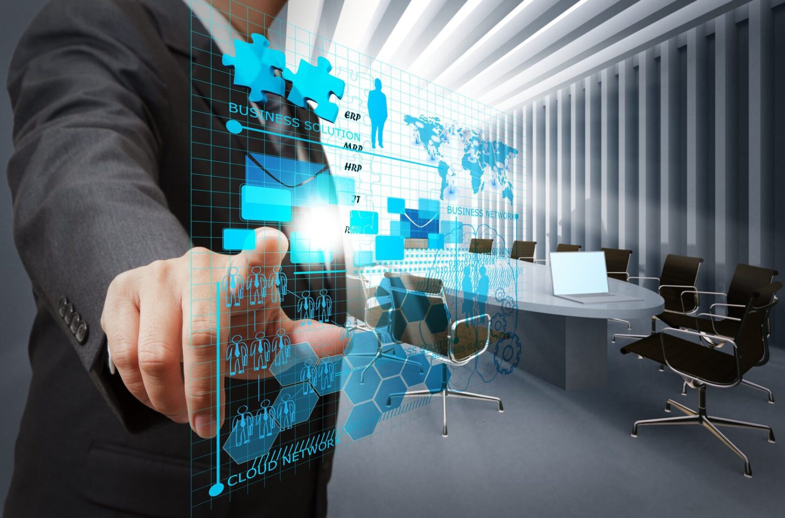 Выбрать хорошего специалиста по охране труда представляется порой слишком тяжелой задачей